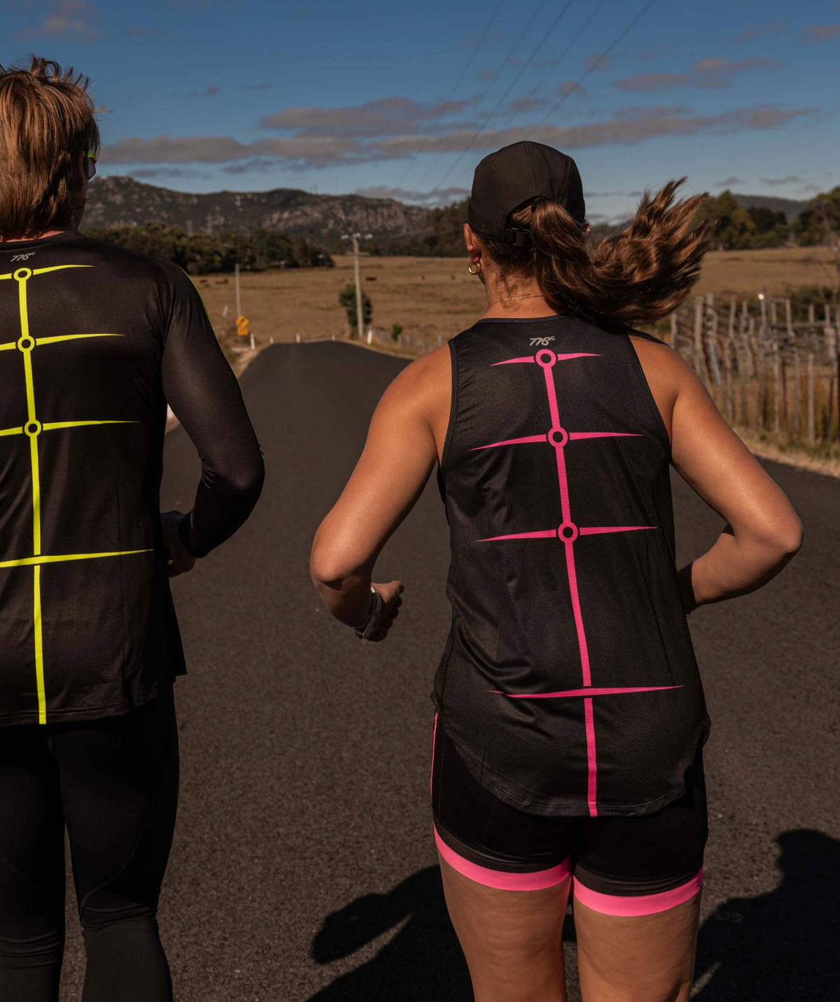 Women's Motion Pro Training Tank - Black/Neon Pink
